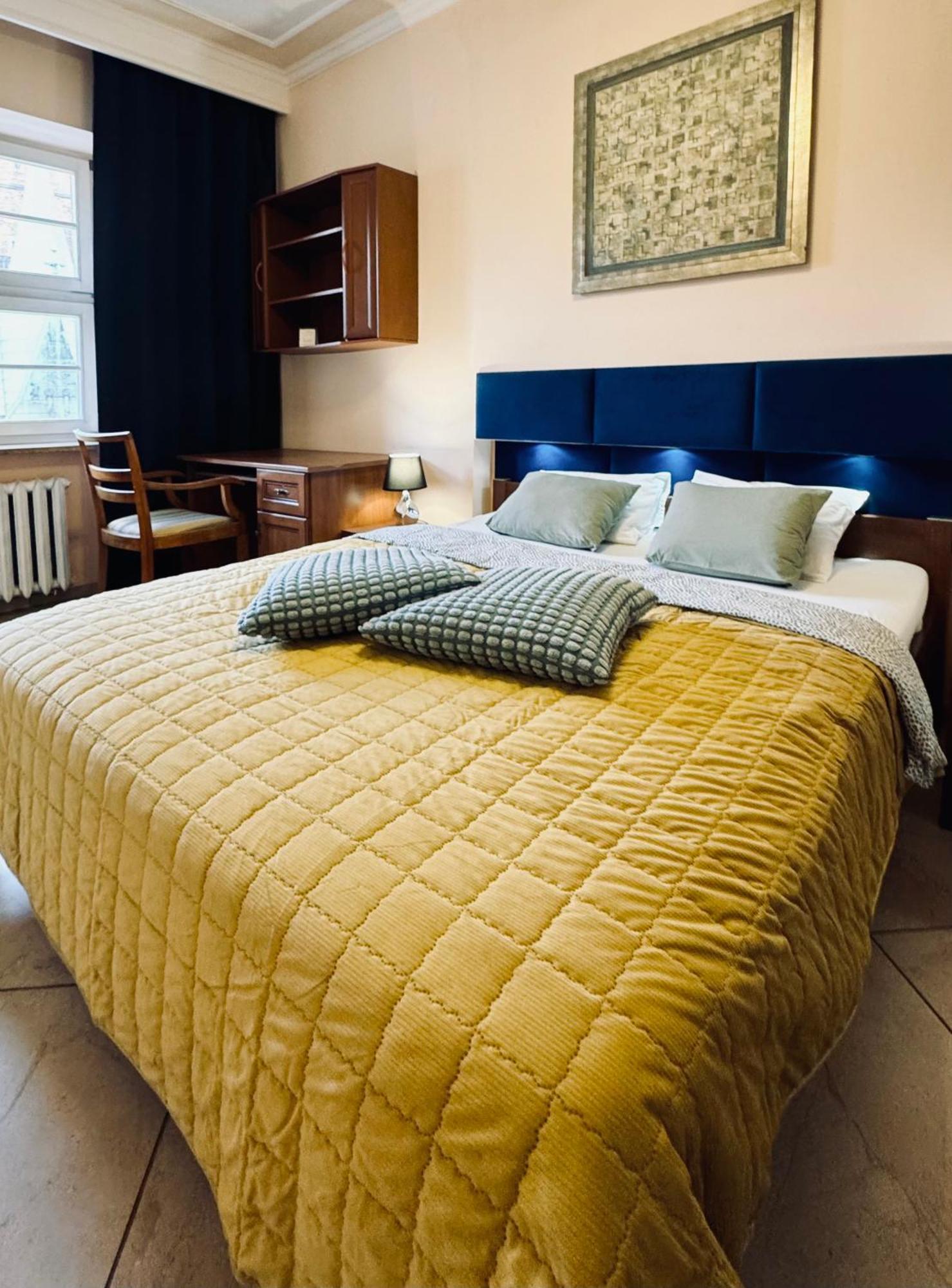 Wroclaw Inn Apartments Ngoại thất bức ảnh